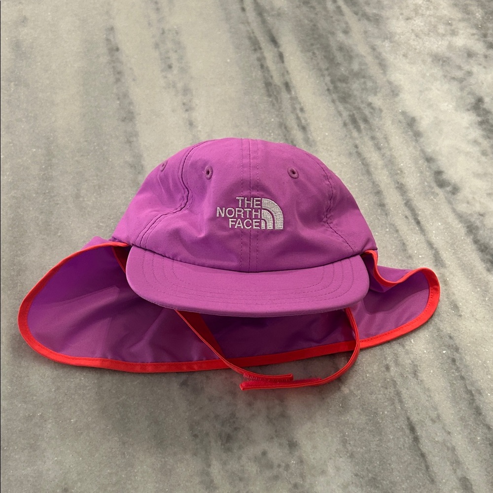 The North Face Baby Sun Buster Hat Protective Flap sz 6-24mo Purple Pink